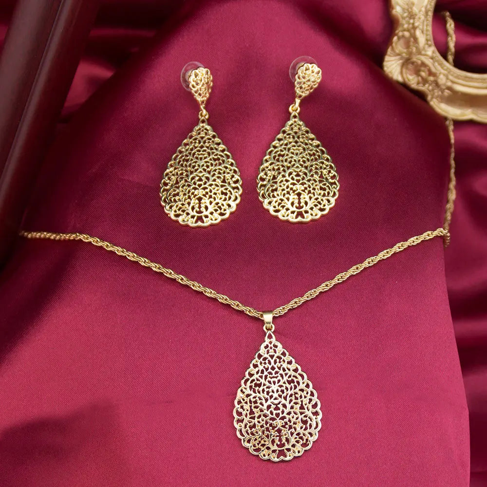 Hollow Teardrop Earrings & Pendant Necklace – Perfect for Moroccan Special Occasions